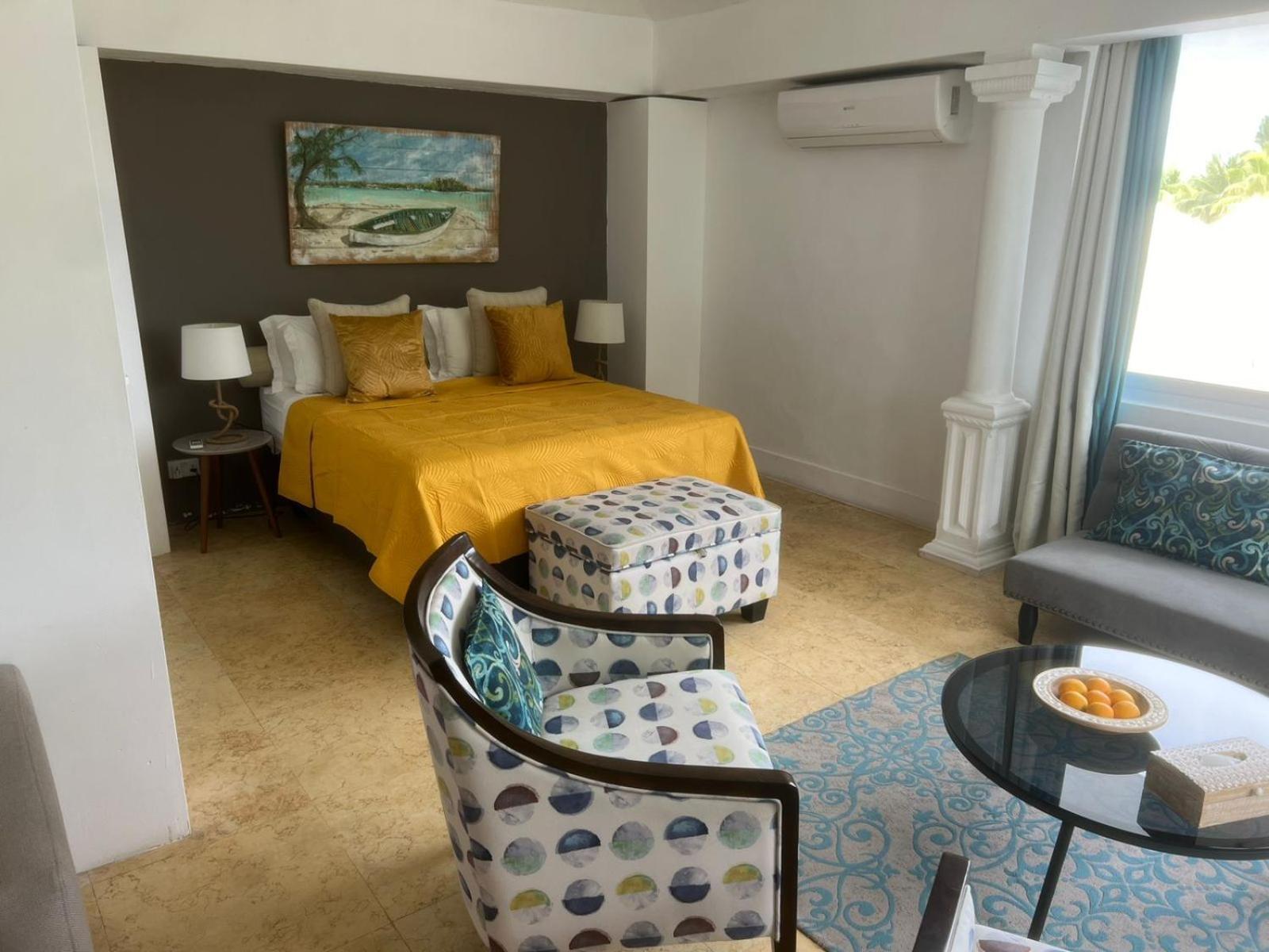 Explora Prestige Bed & Breakfast Блу Бей Екстериор снимка