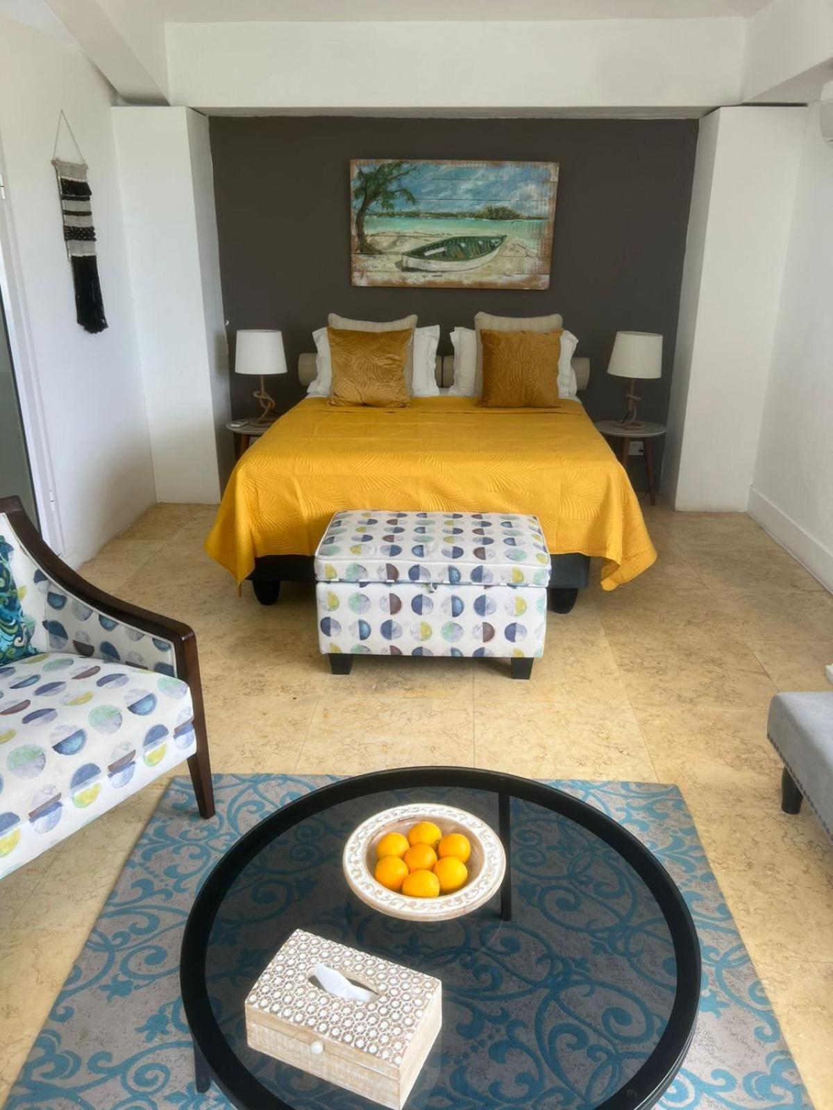 Explora Prestige Bed & Breakfast Блу Бей Екстериор снимка